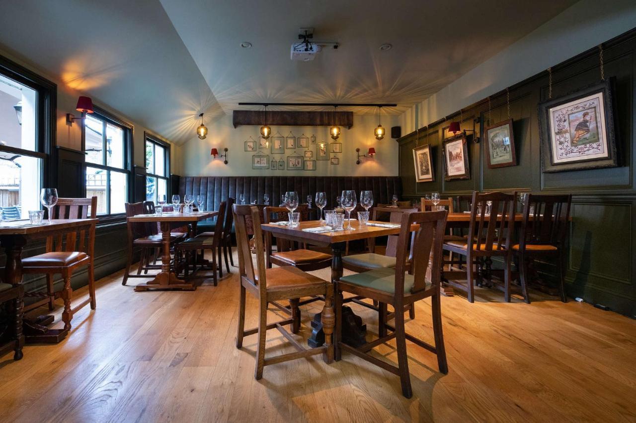 Hotel Dukes Head 3*