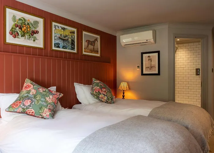Dukes Head Hotel
